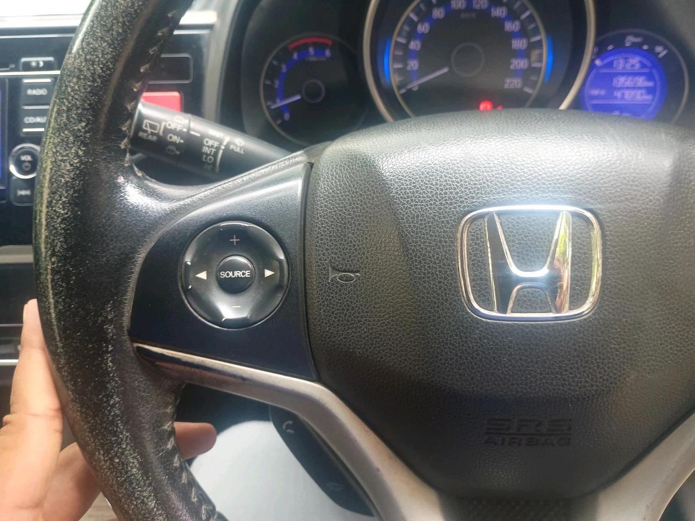 2016 Honda Jazz 1.5L I-DTEC V, Diesel, Manual, 1,35,696 km, interior