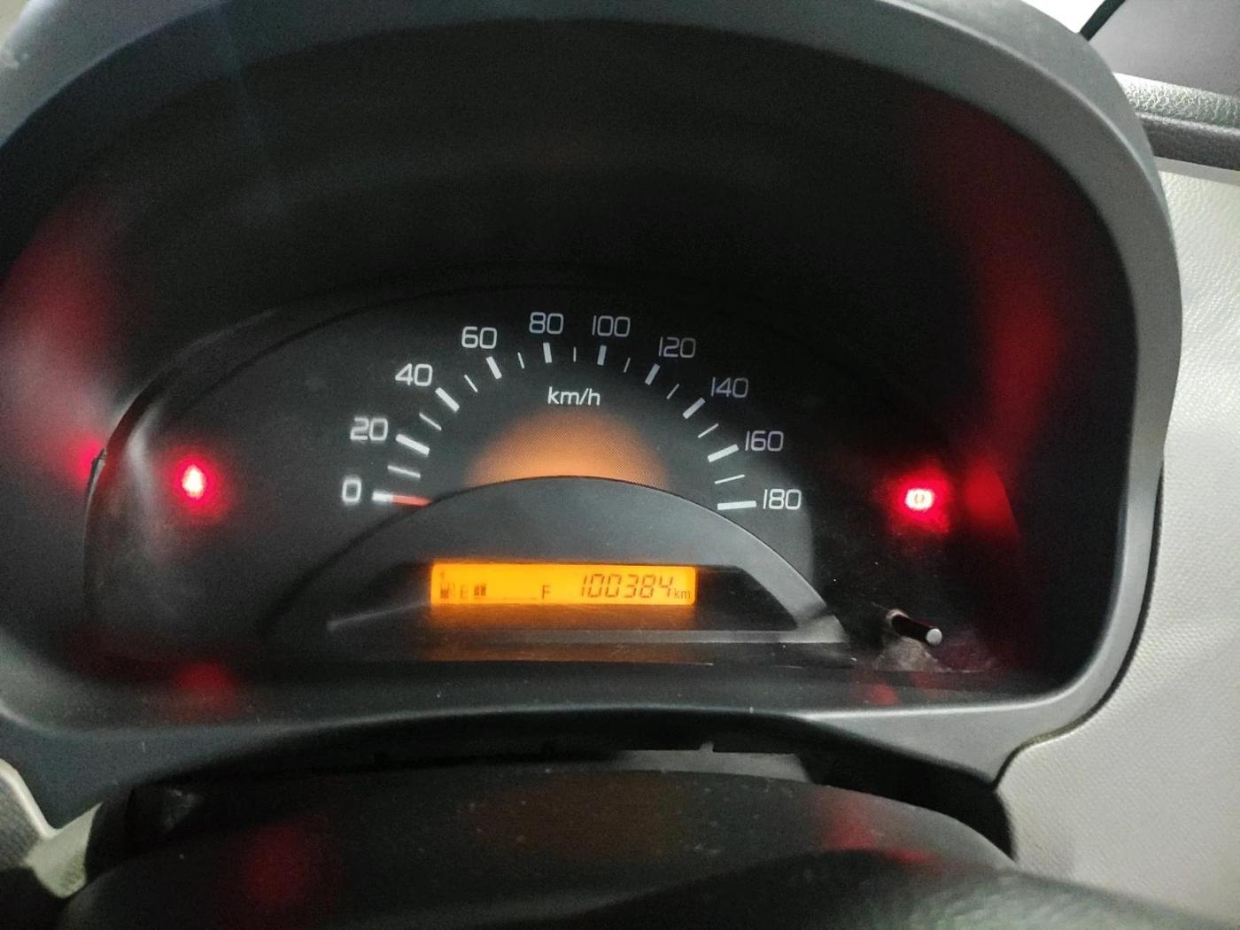 2011 Maruti Wagon R 1.0 LXI CNG, CNG, Manual, 1,00,384 km, interior