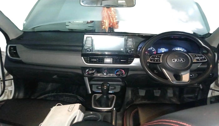 2020 KIA SELTOS HTK PLUS 1.5, Petrol, Manual, 95,571 km, interior