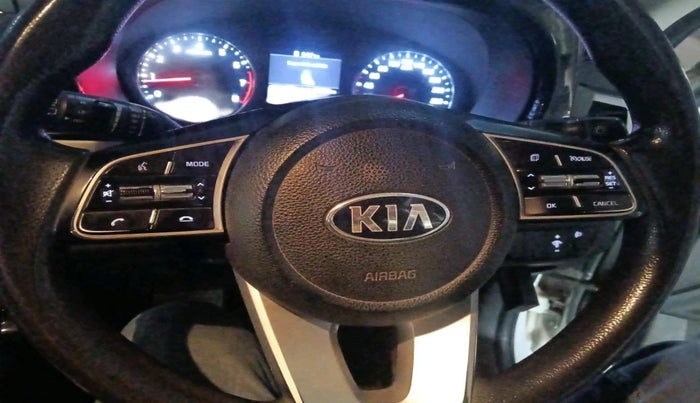 2020 KIA SELTOS HTK PLUS 1.5, Petrol, Manual, 95,571 km, interior