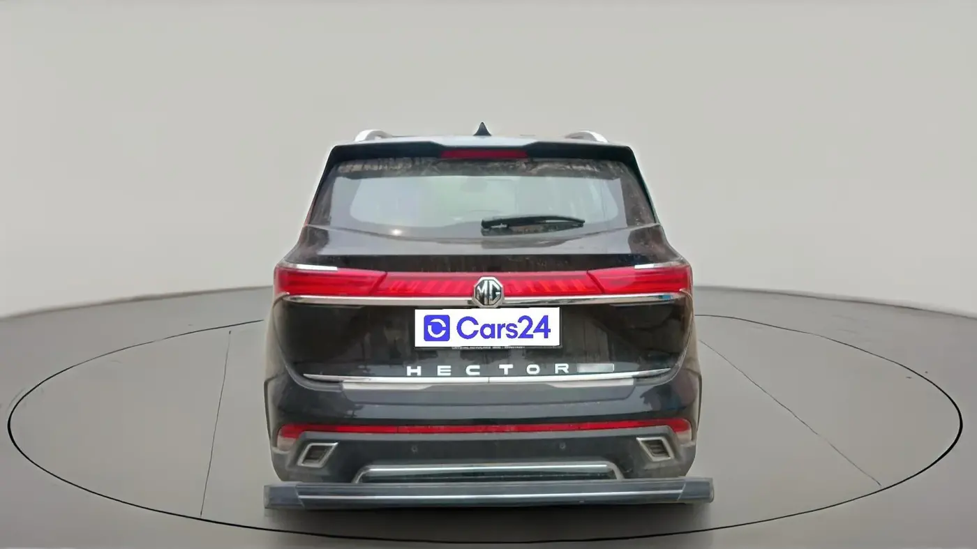 2025 MG HECTOR PLUS Select Pro 1.5 MT 7 STR, Petrol, Manual, 13,133 km, exterior