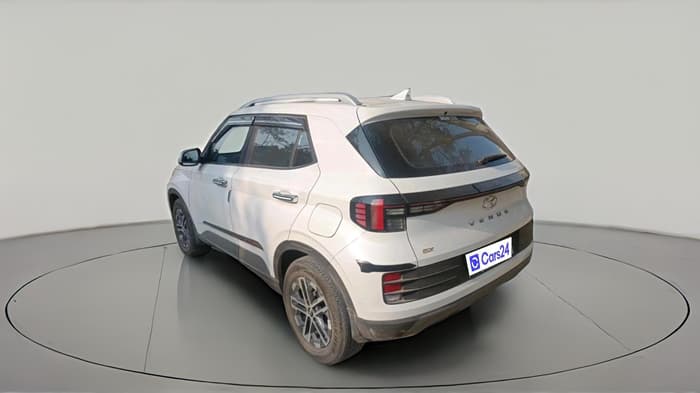 2023 Hyundai VENUE SX 1.5 CRDI, Diesel, Manual, 57,625 km, exterior