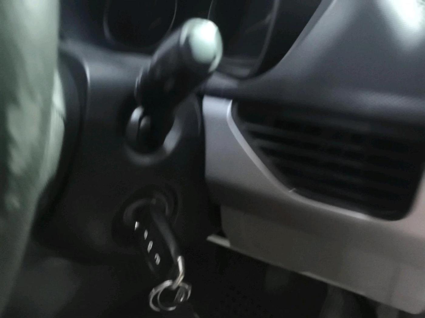 2018 Tata NEXON XM DIESEL, Diesel, Manual, 1,04,513 km, interior