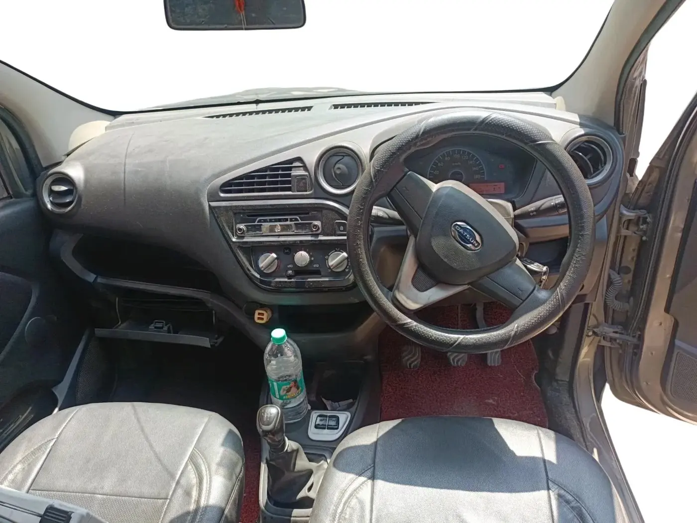 2017 Datsun Redi Go T (O), Petrol, Manual, 48,701 km, interior