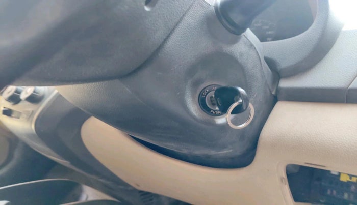 2014 Hyundai Eon D-LITE, Petrol, Manual, 31,990 km, interior