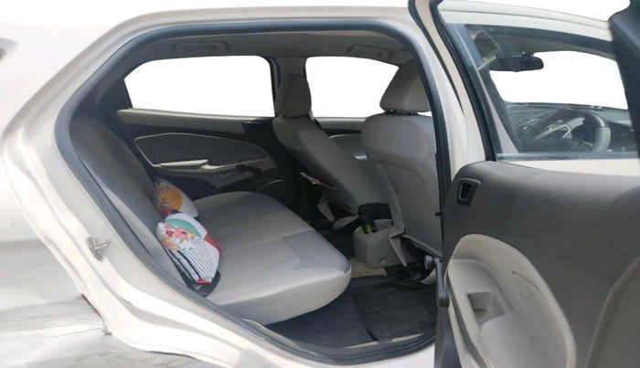 2016 Ford Ecosport AMBIENTE 1.5L DIESEL, Diesel, Manual, 1,69,370 km, interior