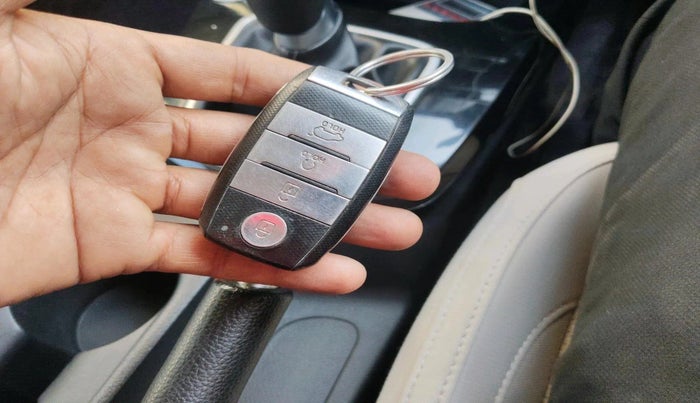 2021 KIA SELTOS HTK PLUS 1.5 IMT, Petrol, Manual, 72,312 km, interior