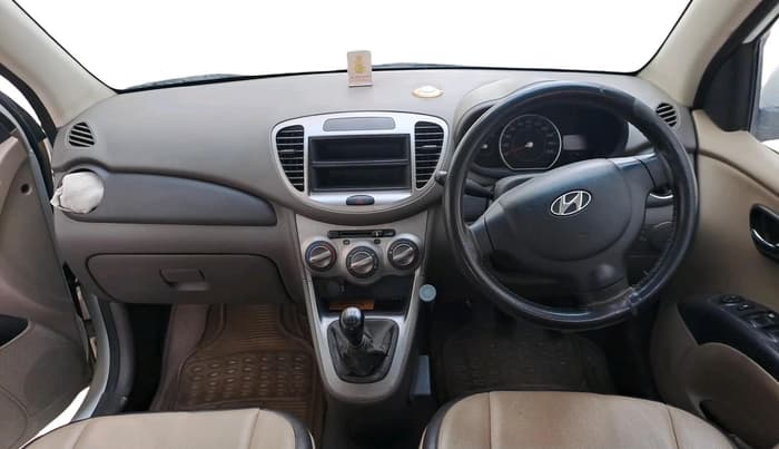 2011 Hyundai i10 MAGNA 1.2, Petrol, Manual, 58,315 km, interior