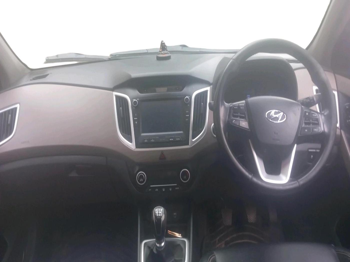 2019 Hyundai Creta SX (O) 1.6 PETROL, Petrol, Manual, 1,18,167 km, interior