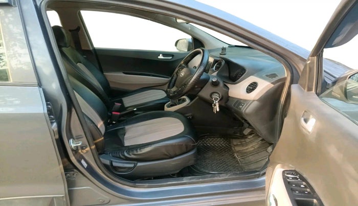 2016 Hyundai Grand i10 SPORTZ 1.2 KAPPA VTVT, Petrol, Manual, 87,551 km, interior