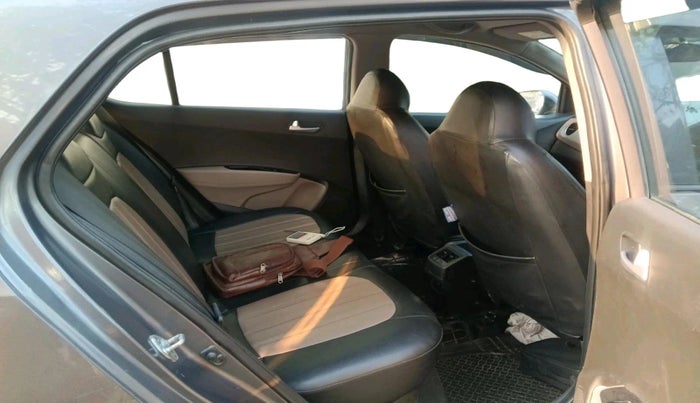 2016 Hyundai Grand i10 SPORTZ 1.2 KAPPA VTVT, Petrol, Manual, 87,551 km, interior