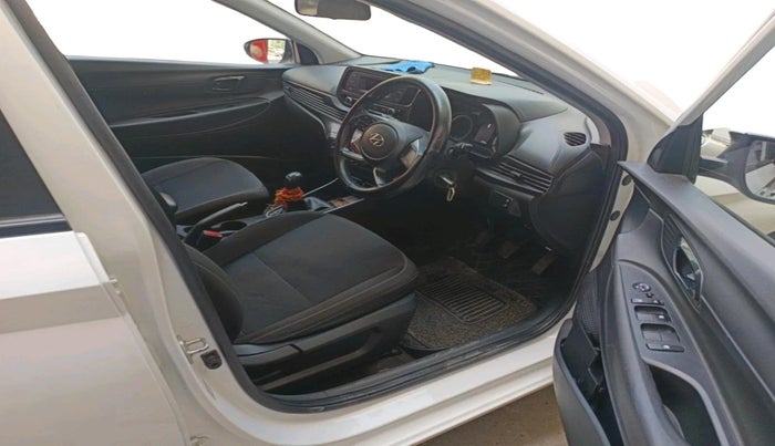 2022 Hyundai NEW I20 MAGNA 1.2 MT, Petrol, Manual, 66,752 km, interior