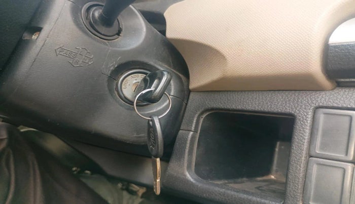 2016 Maruti Wagon R 1.0 LXI CNG, CNG, Manual, 82,611 km, interior