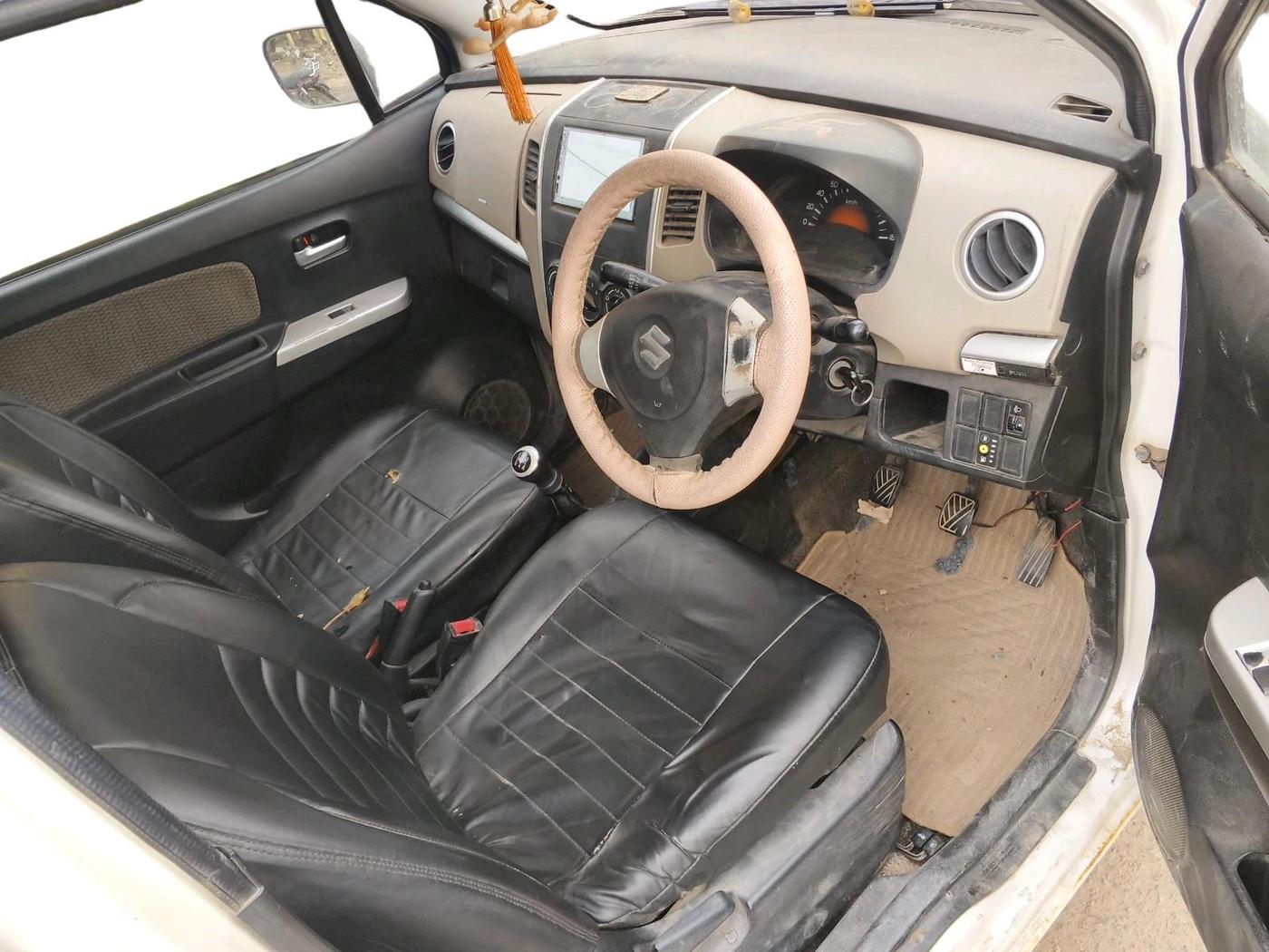 2016 Maruti Wagon R 1.0 LXI CNG, CNG, Manual, 72,762 km, interior