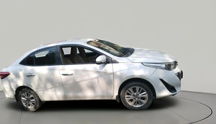 2018 Toyota YARIS VX CVT, Petrol, Automatic, 60,070 km, exterior