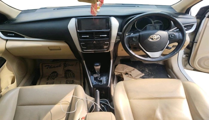 2018 Toyota YARIS VX CVT, Petrol, Automatic, 60,070 km, interior