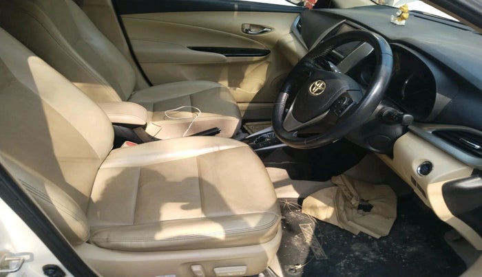 2018 Toyota YARIS VX CVT, Petrol, Automatic, 60,070 km, interior