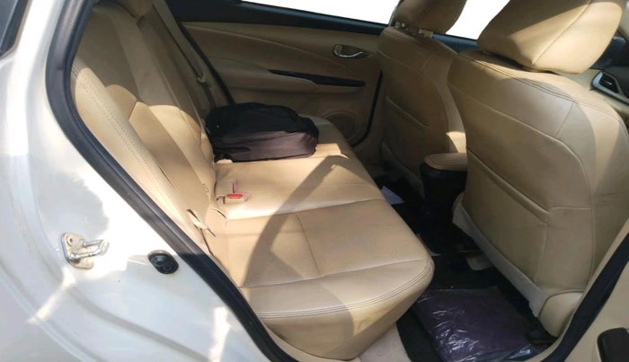 2018 Toyota YARIS VX CVT, Petrol, Automatic, 60,070 km, interior