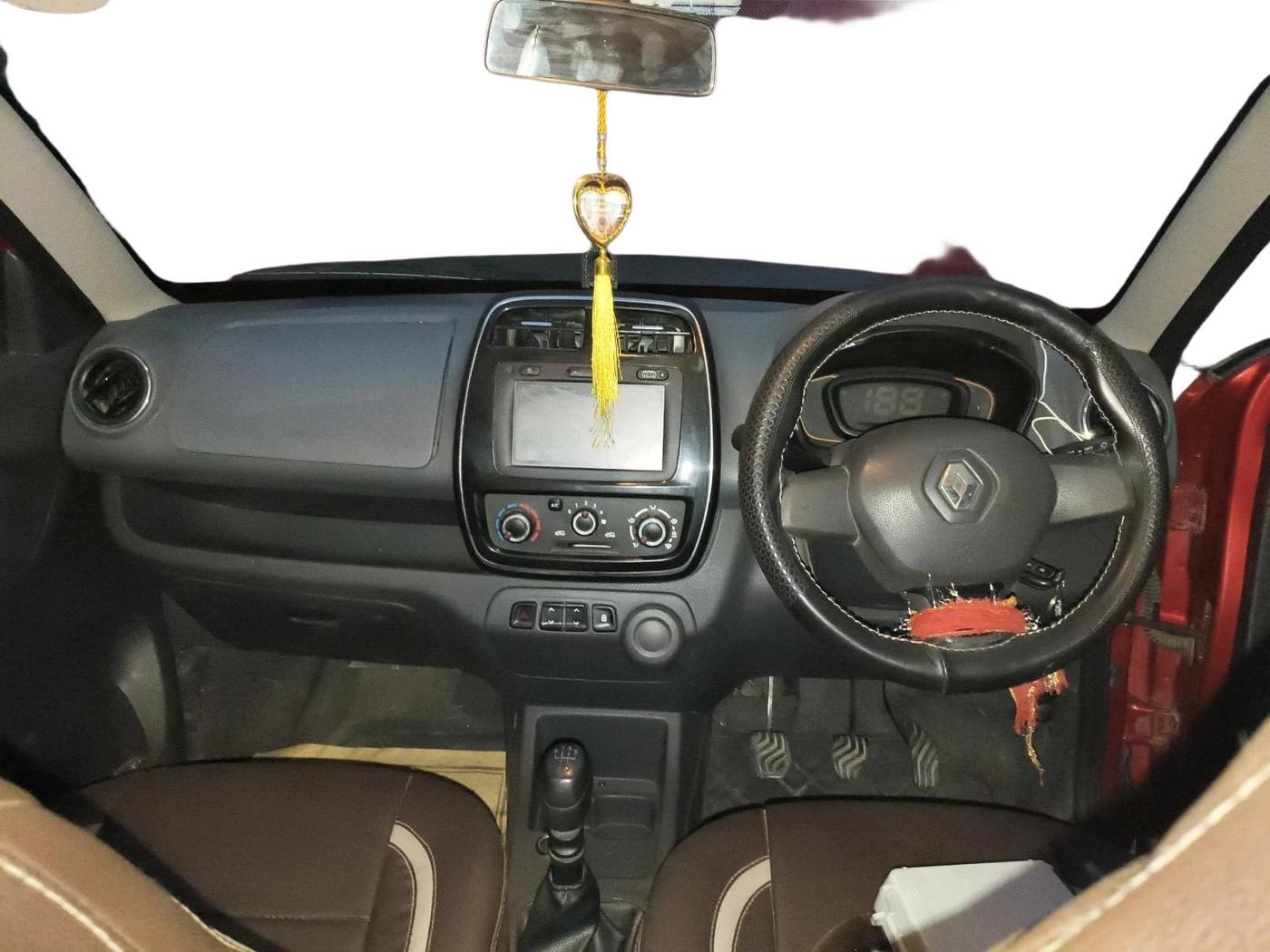 2016 Renault Kwid RXT 0.8, Petrol, Manual, 47,761 km, interior