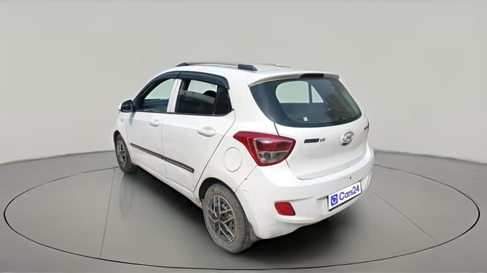 2015 Hyundai Grand i10 MAGNA 1.2 KAPPA VTVT, CNG, Manual, 1,55,592 km, exterior