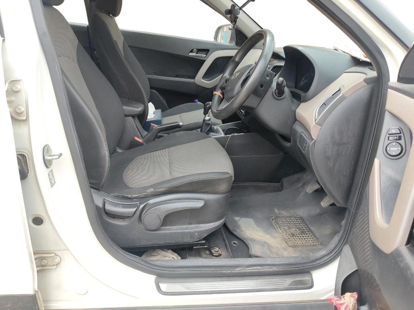 2015 Hyundai Creta SX PLUS 1.6 PETROL, Petrol, Manual, 1,03,291 km, interior