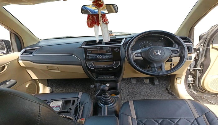 2017 Honda Amaze 1.2L I-VTEC S, Petrol, Manual, 70,184 km, interior