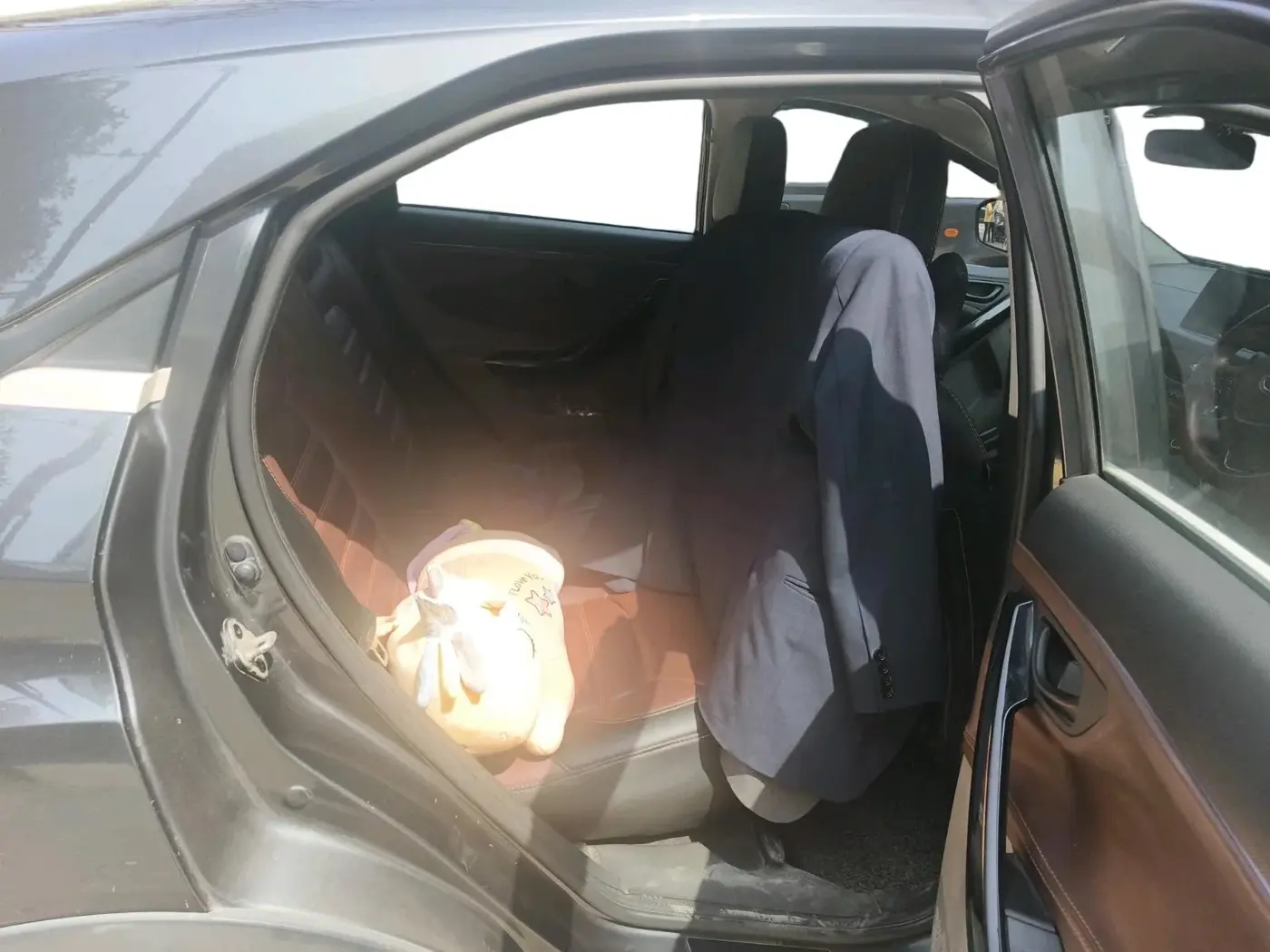 2019 Tata NEXON XM PETROL, CNG, Manual, 55,240 km, interior