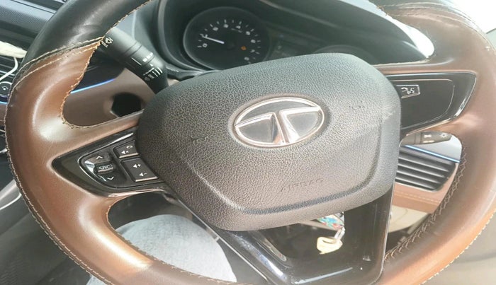 2019 Tata NEXON XM PETROL, CNG, Manual, 55,240 km, interior