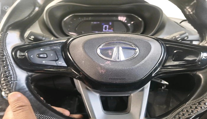 2022 Tata NEXON XM SUNROOF PETROL, Petrol, Manual, 48,333 km, interior