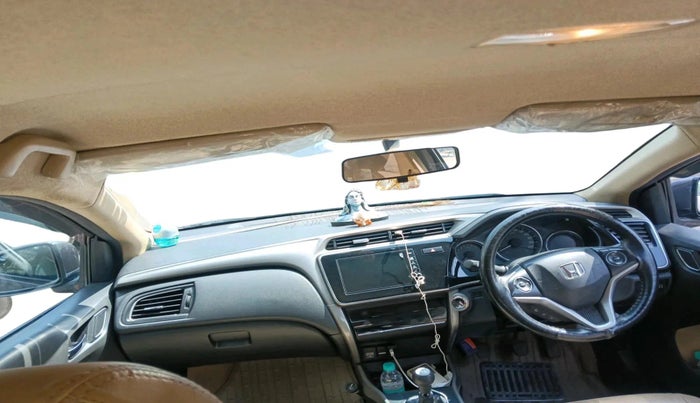 2017 Honda City 1.5L I-VTEC V MT, Petrol, Manual, 1,11,667 km, interior