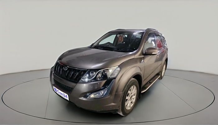 2017 Mahindra XUV500 W10 1.99, Diesel, Manual, 59,245 km, exterior