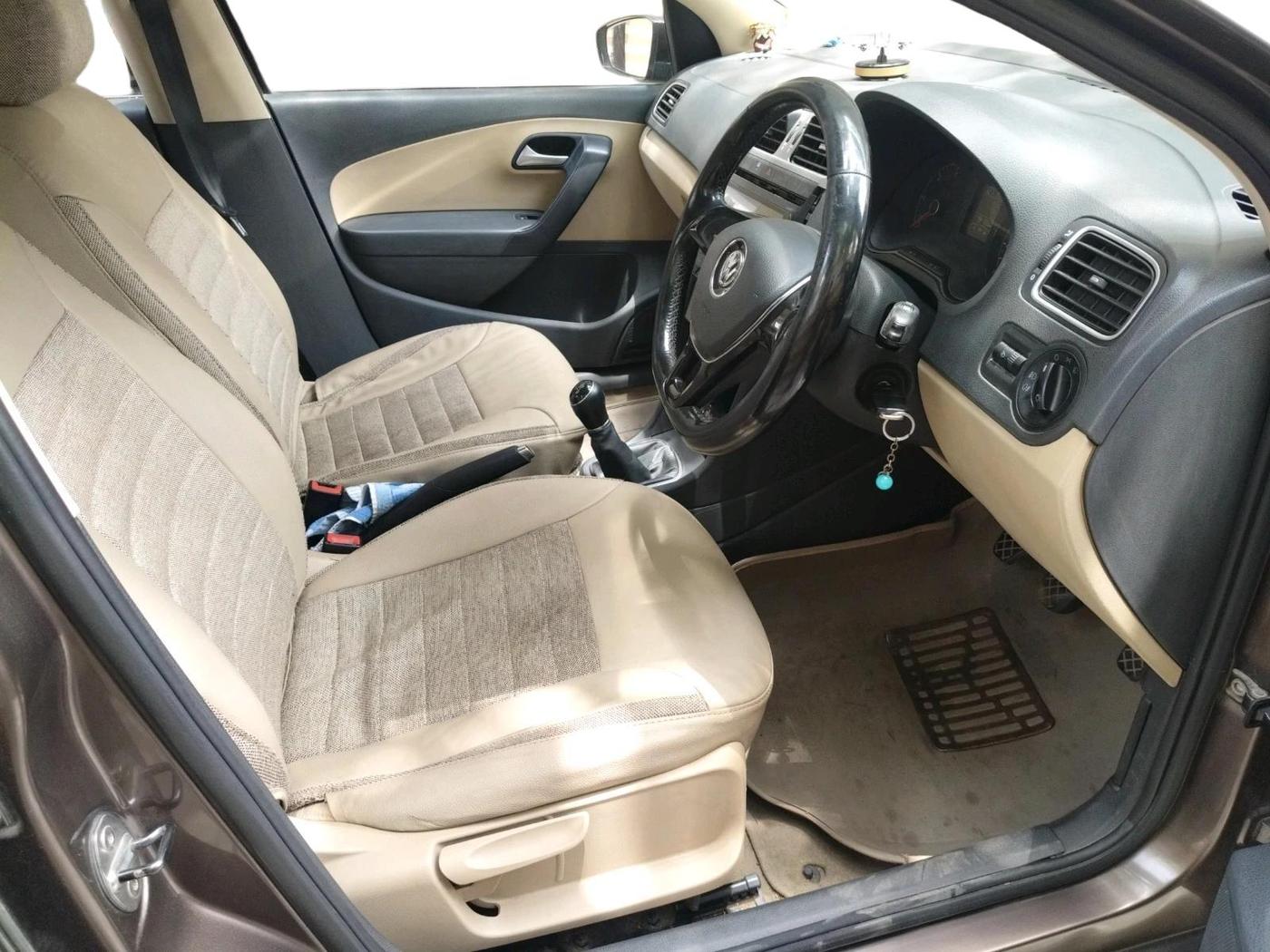 2017 Volkswagen Ameo COMFORTLINE 1.5L, Diesel, Manual, 94,166 km, interior