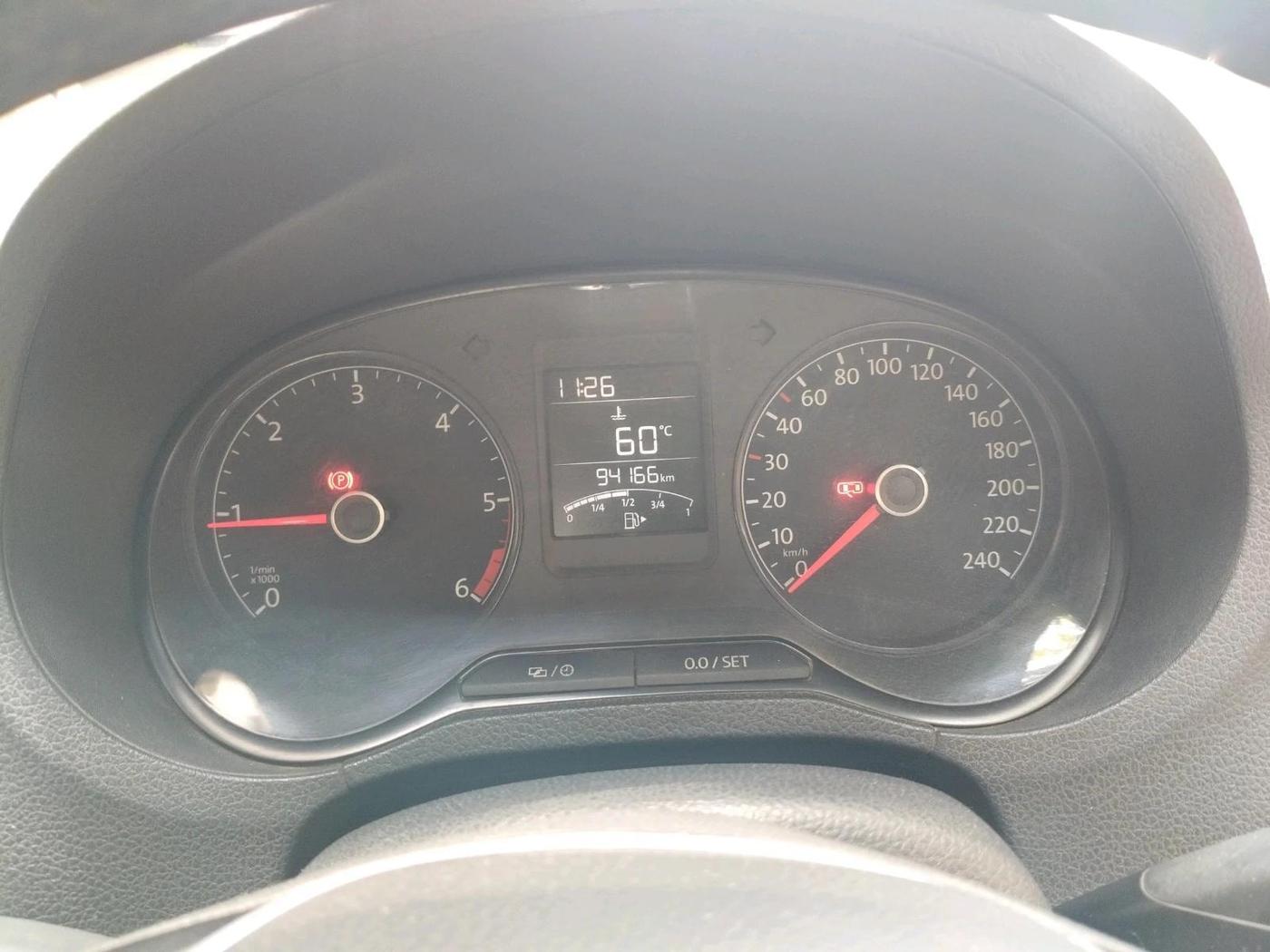 2017 Volkswagen Ameo COMFORTLINE 1.5L, Diesel, Manual, 94,166 km, interior