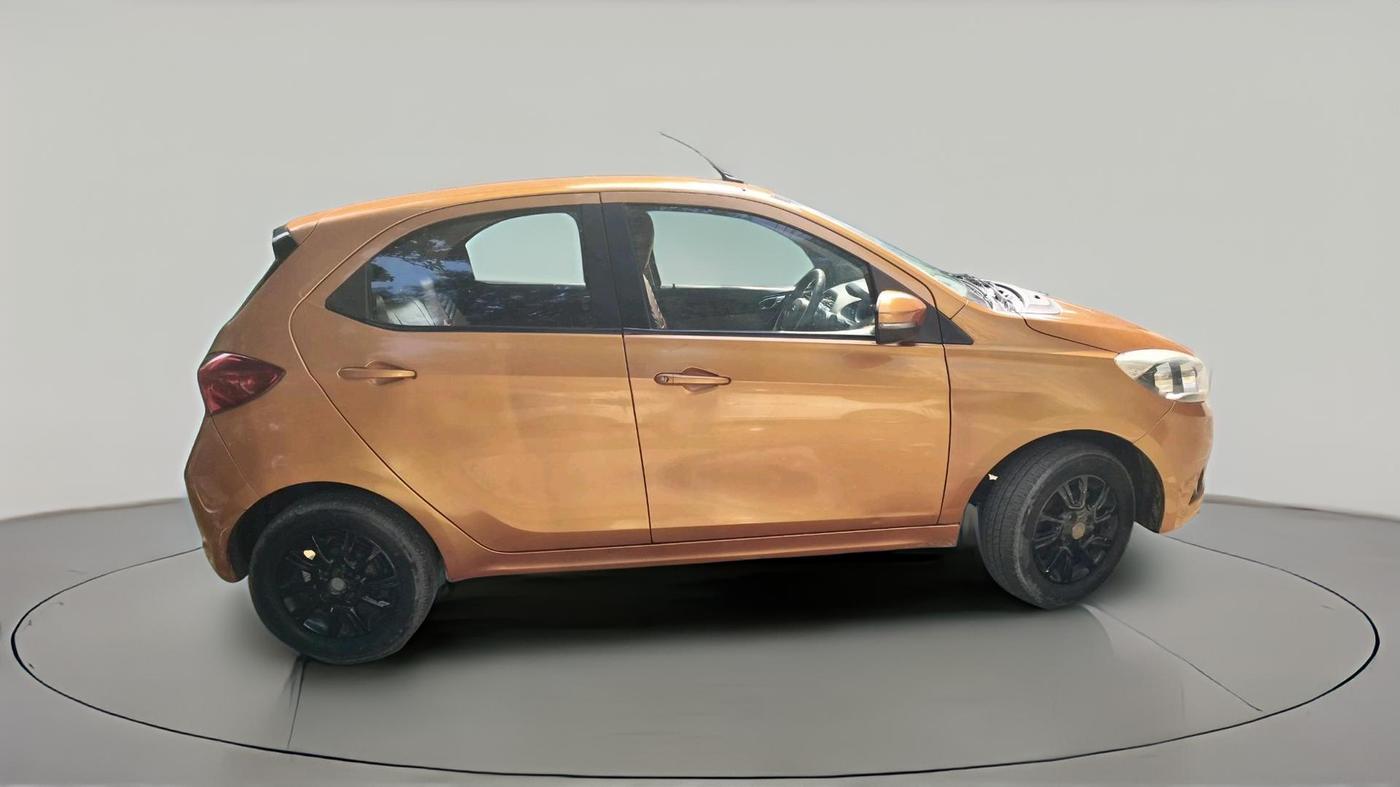 2016 Tata Tiago XZ PETROL, Petrol, Manual, 49,706 km, exterior