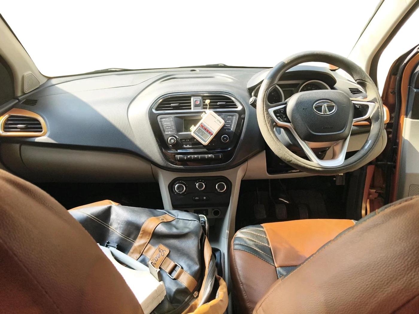 2016 Tata Tiago XZ PETROL, Petrol, Manual, 49,706 km, interior