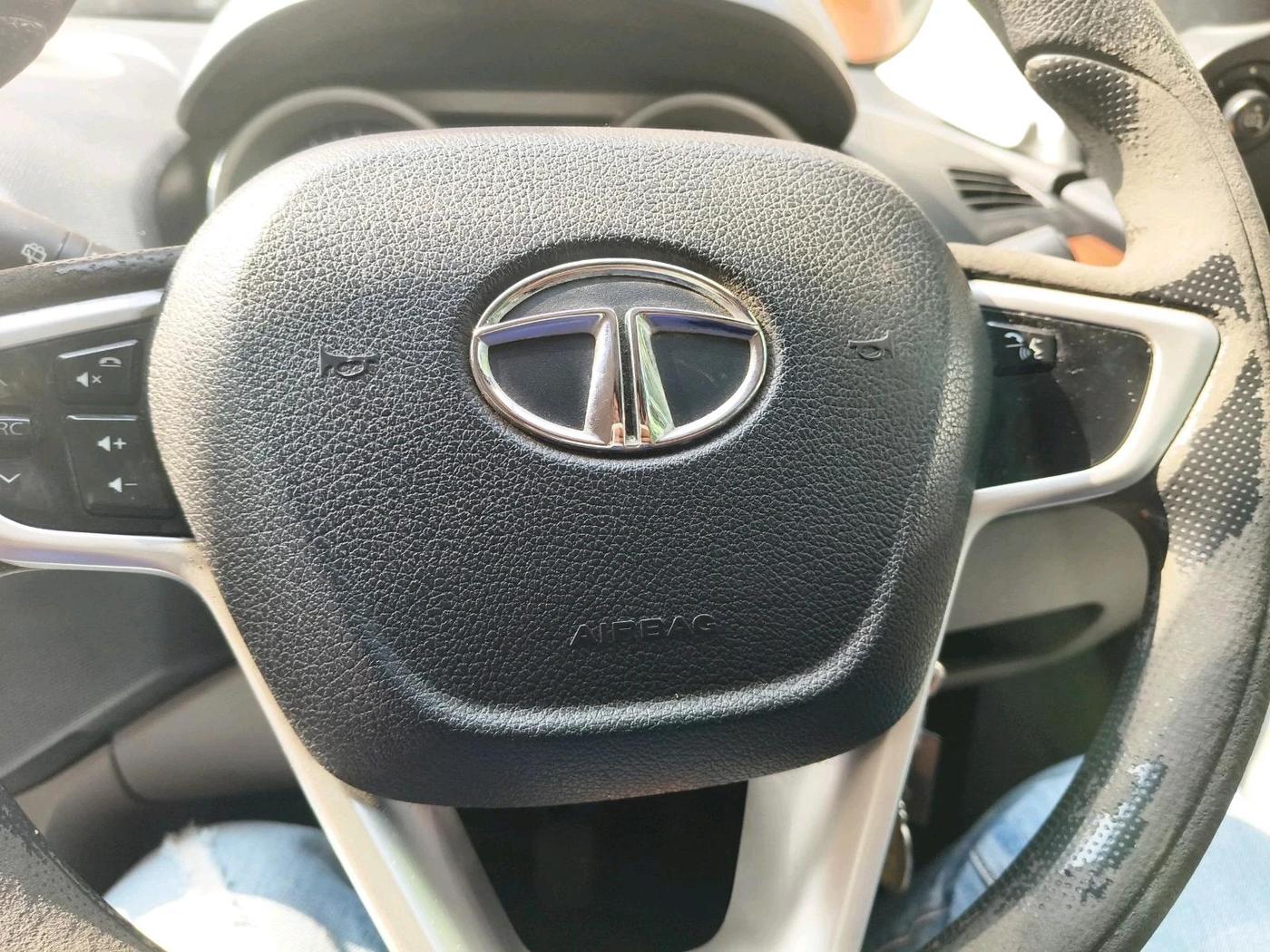 2016 Tata Tiago XZ PETROL, Petrol, Manual, 49,706 km, interior