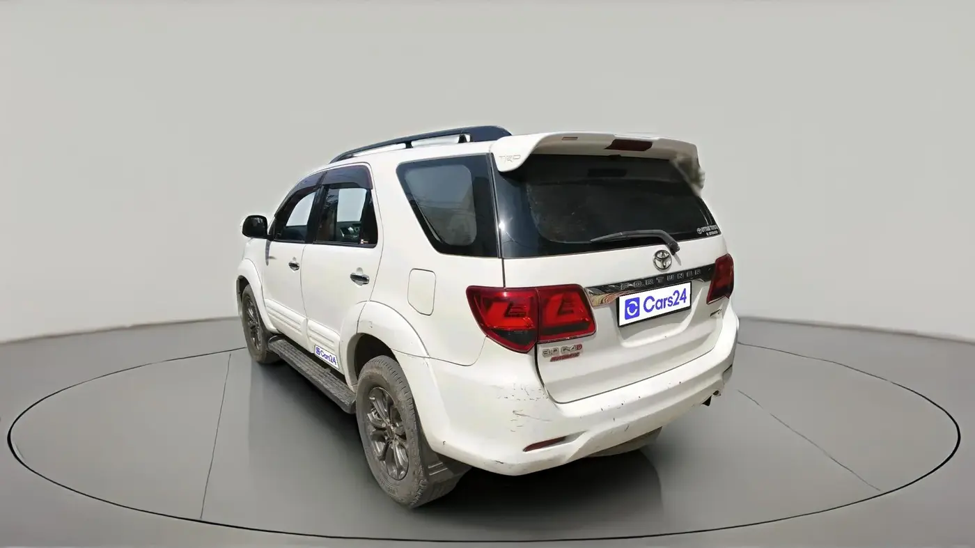 2016 Toyota Fortuner 3.0 4X2 AT, Diesel, Automatic, 2,01,206 km, exterior