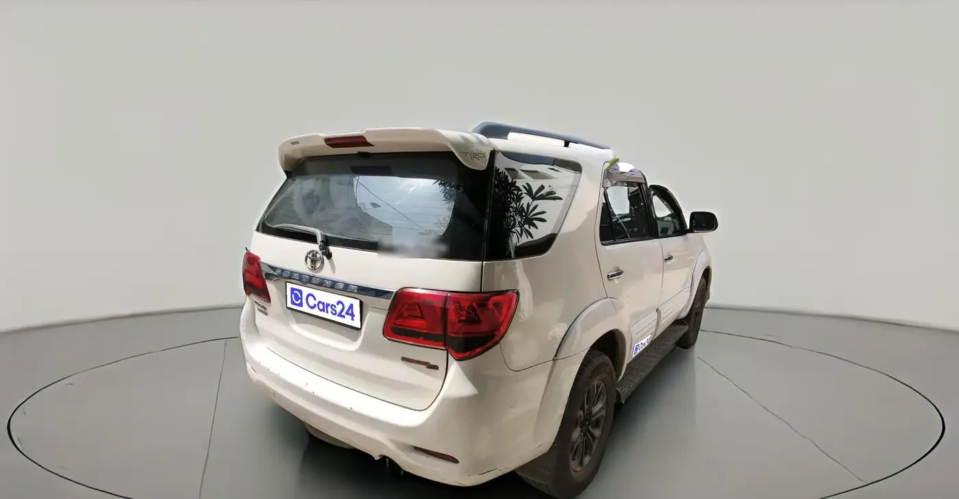 2016 Toyota Fortuner 3.0 4X2 AT, Diesel, Automatic, 2,01,206 km, exterior