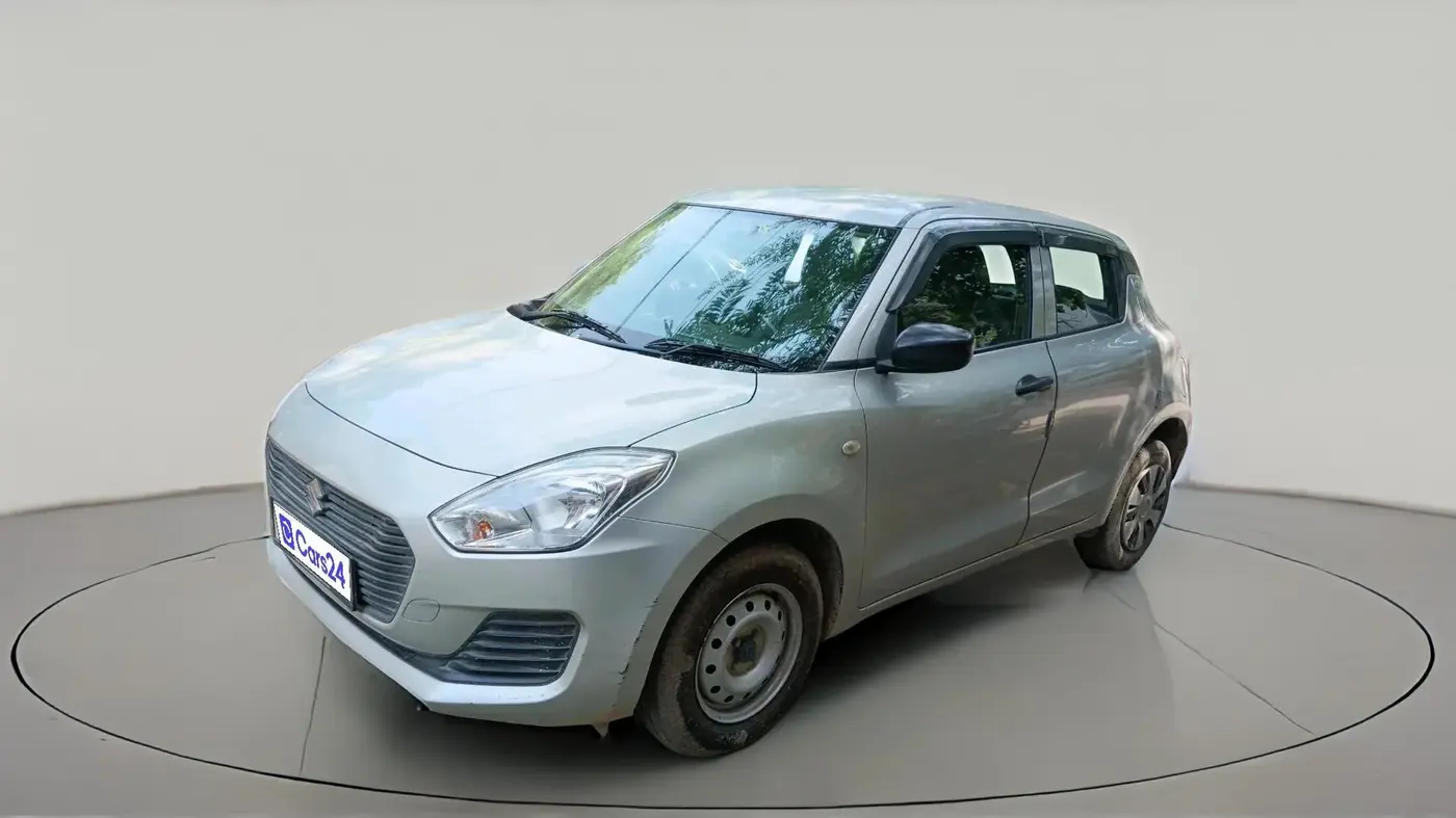 2019 Maruti Swift LXI, CNG, Manual, 62,756 km, exterior