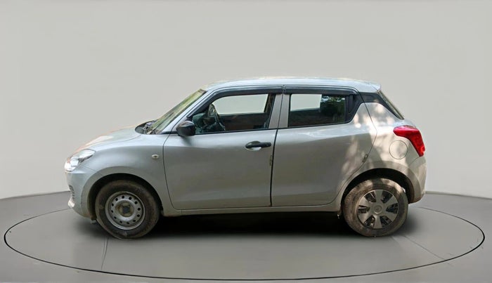 2019 Maruti Swift LXI, CNG, Manual, 62,756 km, exterior