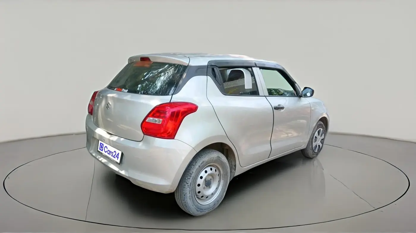 2019 Maruti Swift LXI, CNG, Manual, 62,756 km, exterior
