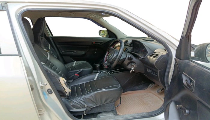 2019 Maruti Swift LXI, CNG, Manual, 62,756 km, interior