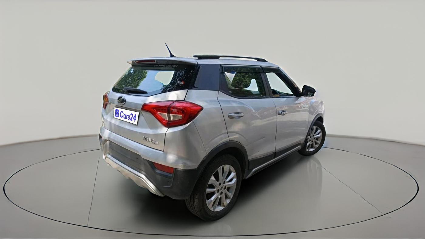 2019 Mahindra XUV300 W8 1.2 PETROL, Petrol, Manual, 1,07,253 km, exterior
