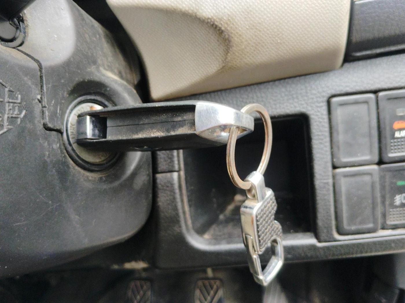 2013 Maruti Wagon R 1.0 VXI, CNG, Manual, 1,17,246 km, interior