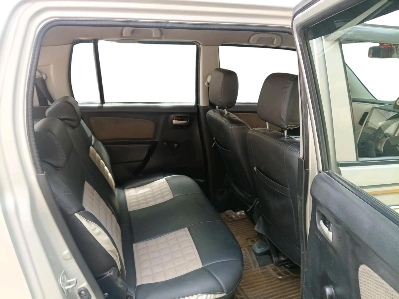 2014 Maruti Wagon R 1.0 LXI, CNG, Manual, 86,978 km, interior