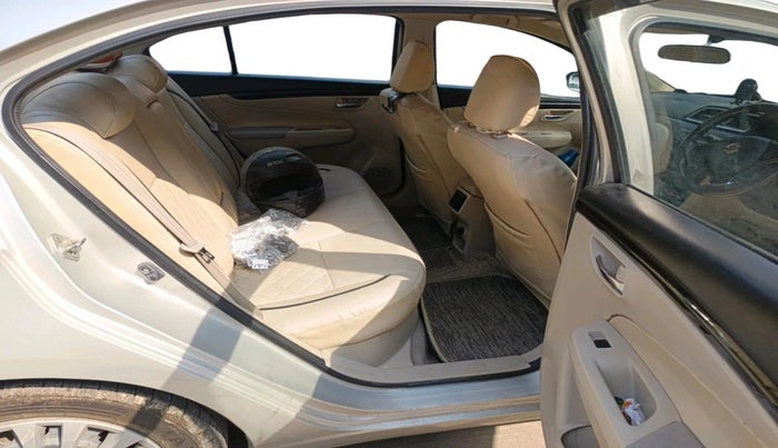 2016 Maruti Ciaz VXI (O), Petrol, Manual, 35,445 km, interior