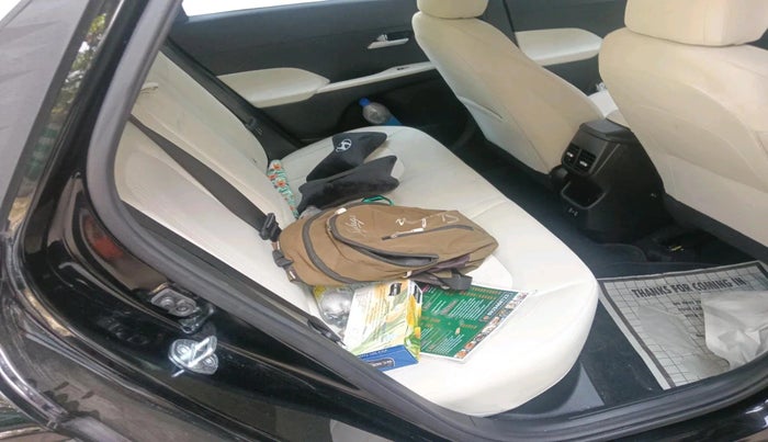 2024 Hyundai Verna SX 1.5 l MPI, Petrol, Manual, 4,088 km, interior