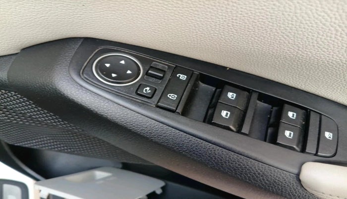 2020 KIA SELTOS HTX IVT 1.5 PETROL, Petrol, Automatic, 39,704 km, interior