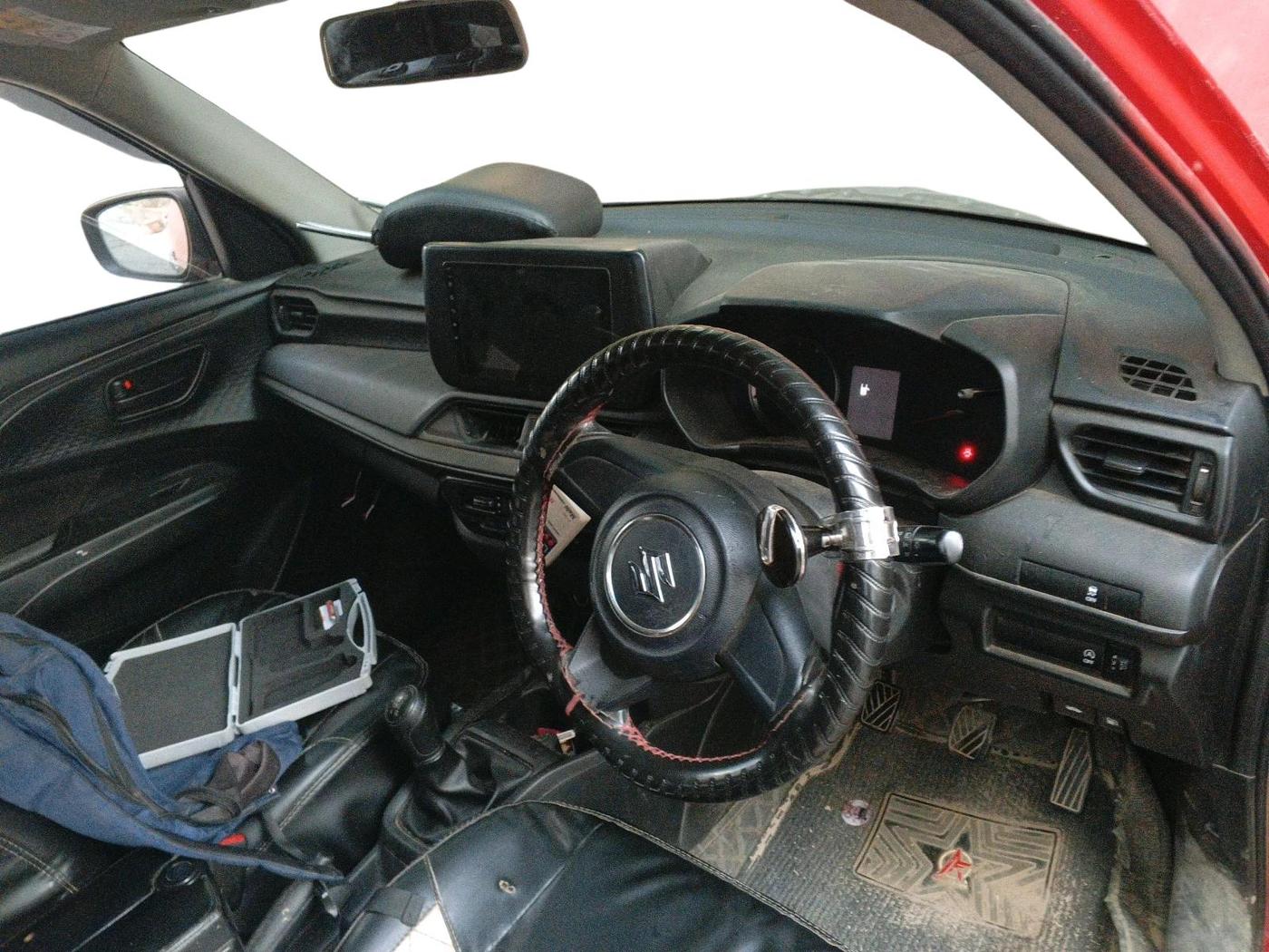 2024 Maruti Swift LXi, Petrol, Manual, 38,277 km, interior