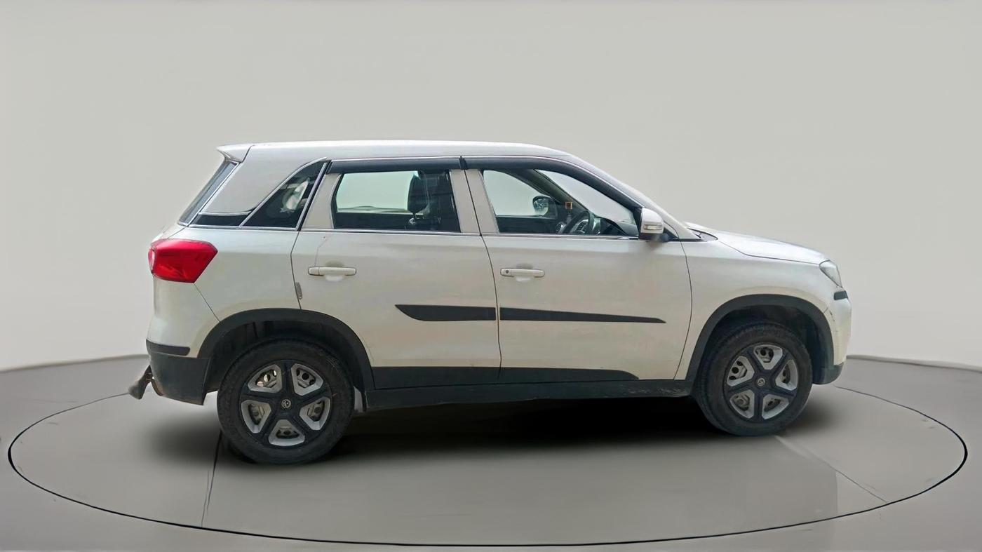 2021 Maruti Vitara Brezza LXI, Petrol, Manual, 25,574 km, exterior